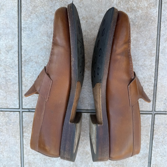 Sid Mashburn Classic Brown Leather Loafers main image 8